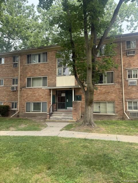 17274, Bentler, #45, Detroit, Michigan, 48219