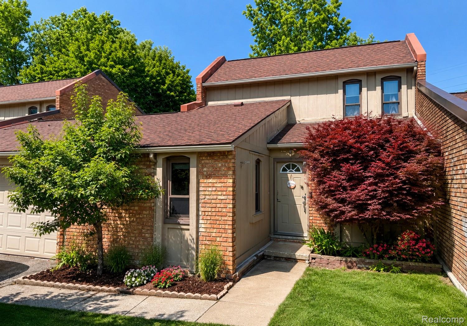 2910, Moon Lake, West Bloomfield, Michigan, 48323