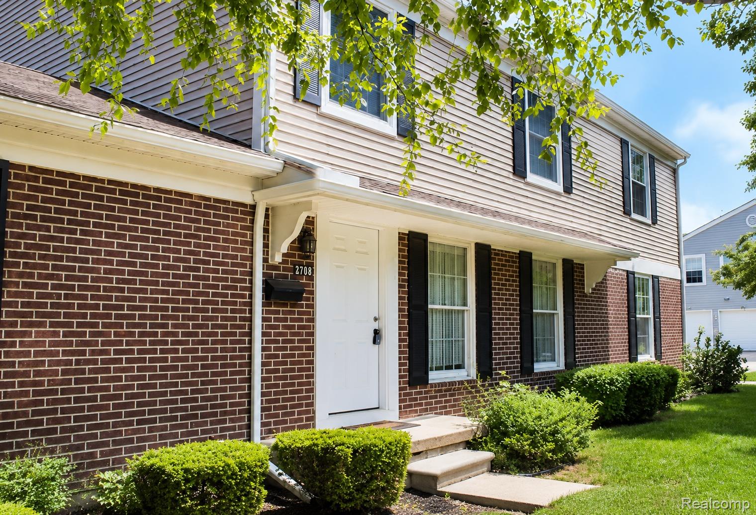 2708, Glenbridge, Ann Arbor, Michigan, 48104