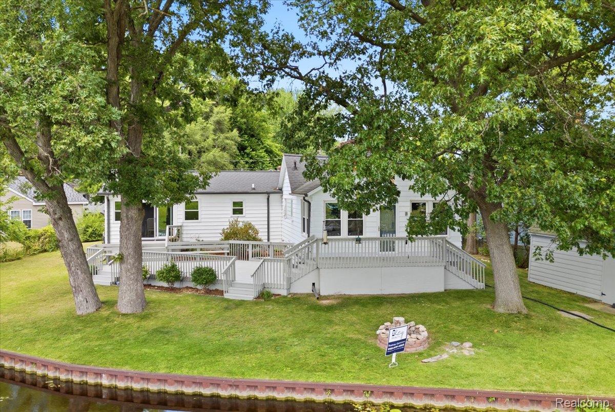 845, Lakeside, Michigan Center, Michigan, 49254