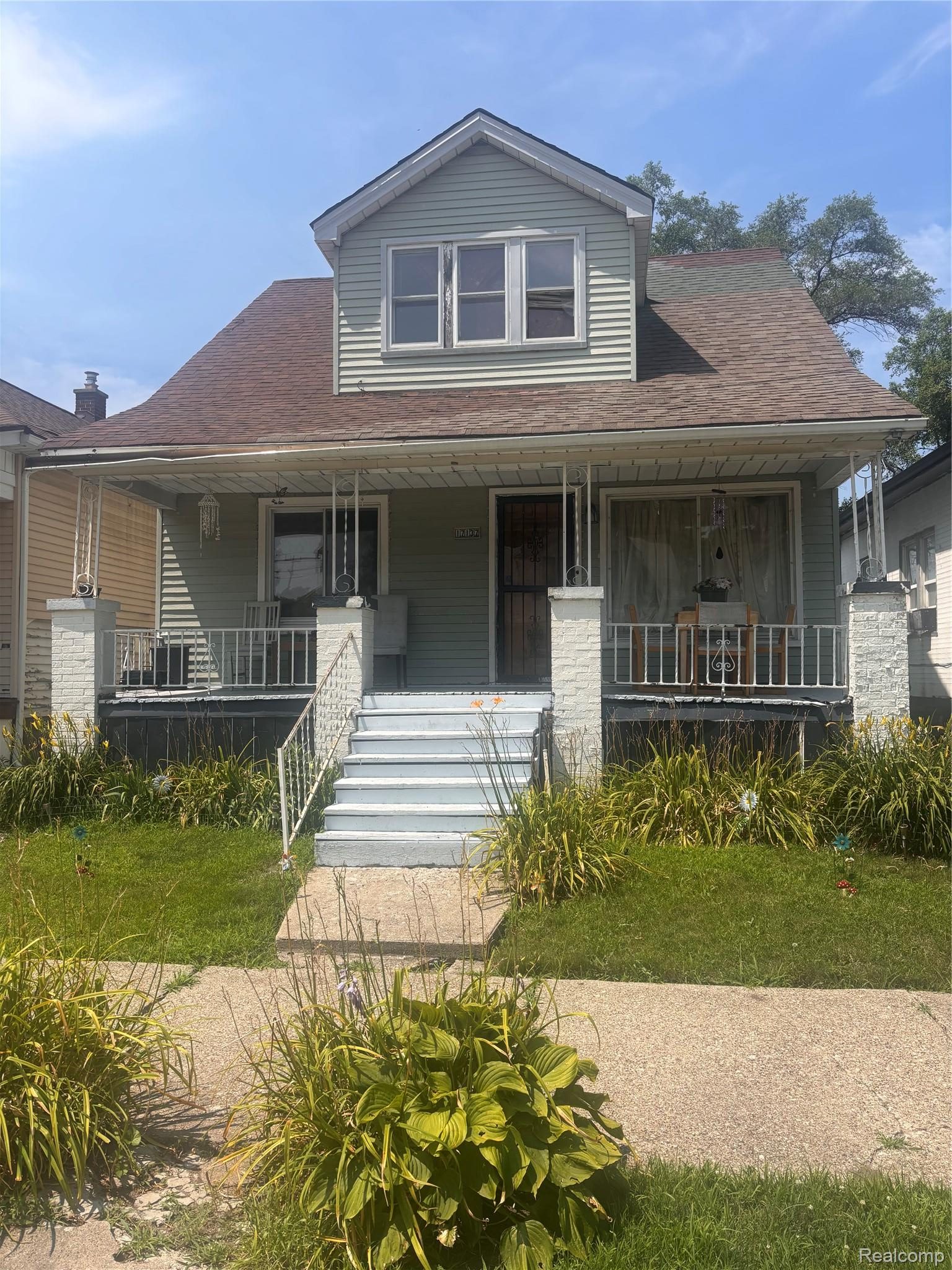 17137, Eureka, Hamtramck, Michigan, 48212