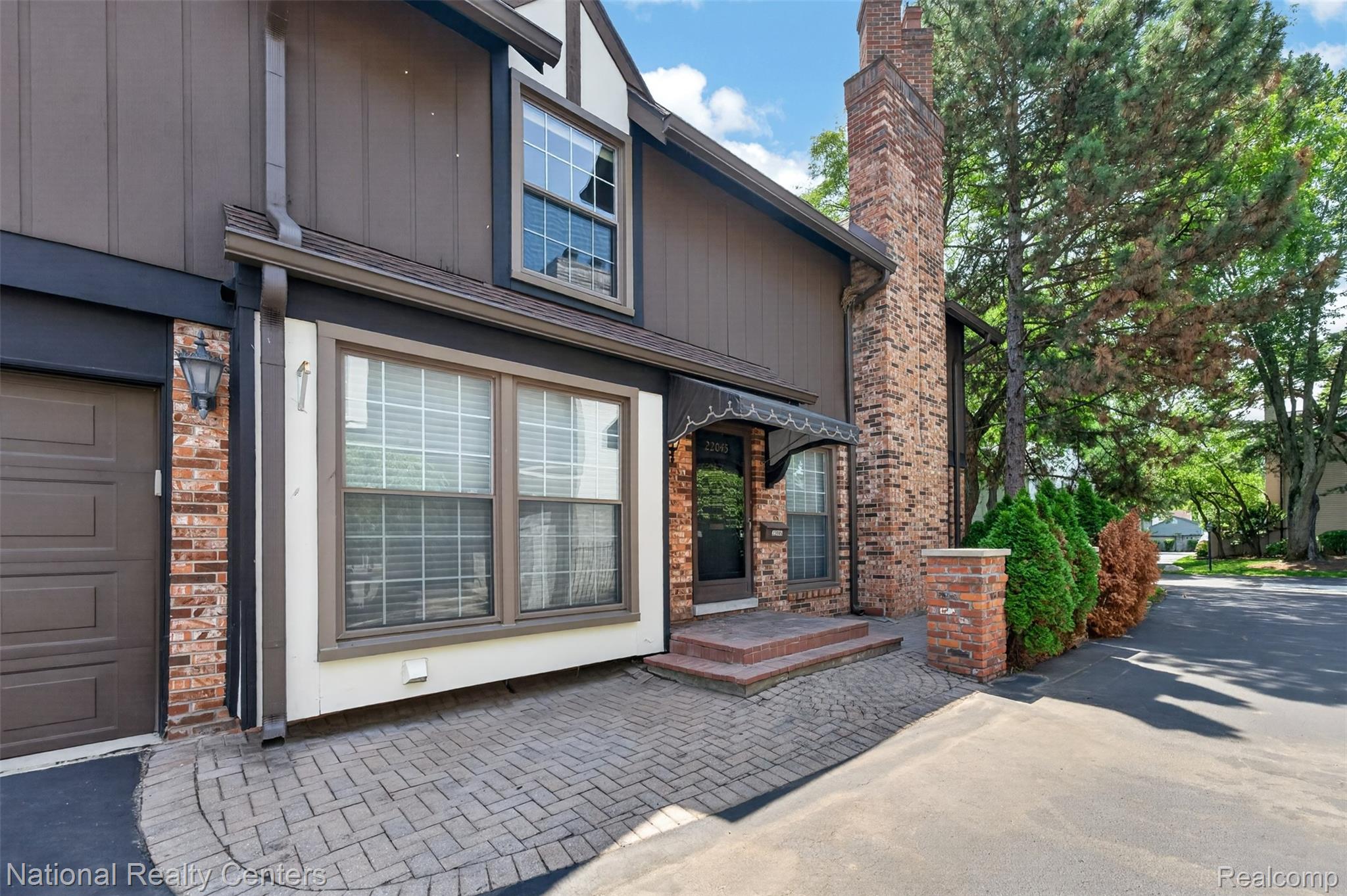 22045, Shore Pointe, #60, St. Clair Shores, Michigan, 48080