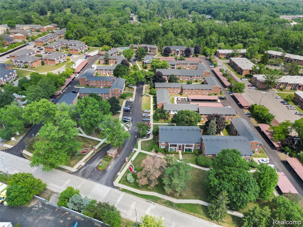 25307, Shiawassee, #202, Southfield, Michigan, 48033