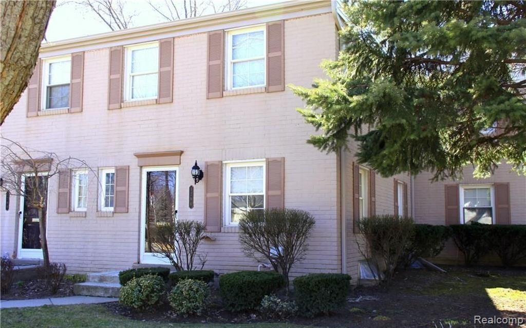 1796, GRAEFIELD, #20, Birmingham, Michigan, 48009