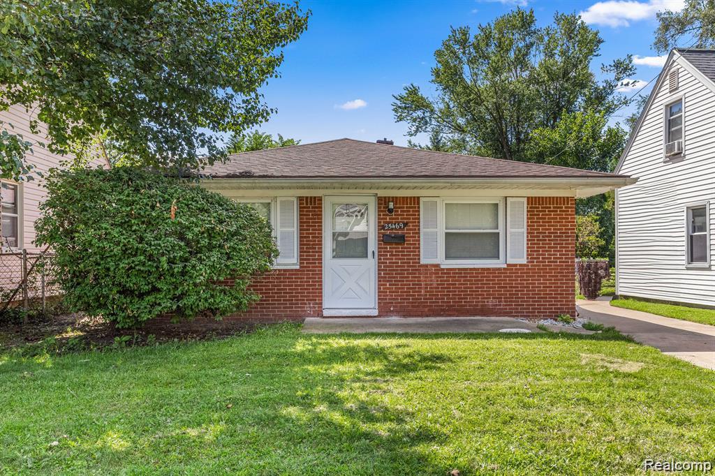 25469, Powers St, Dearborn Heights, Michigan, 48125