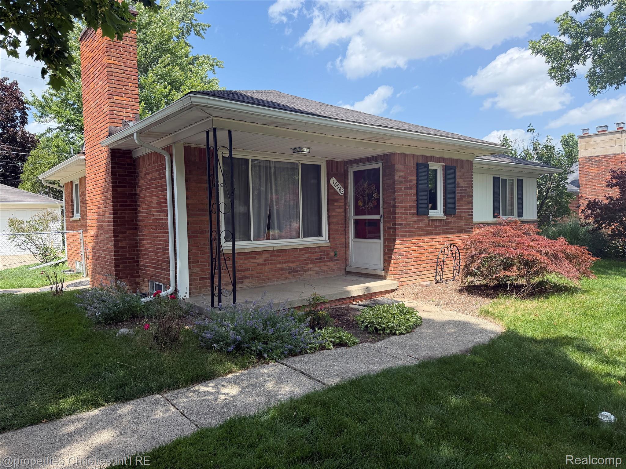 16982, Dunblaine, Beverly Hills, Michigan, 48025