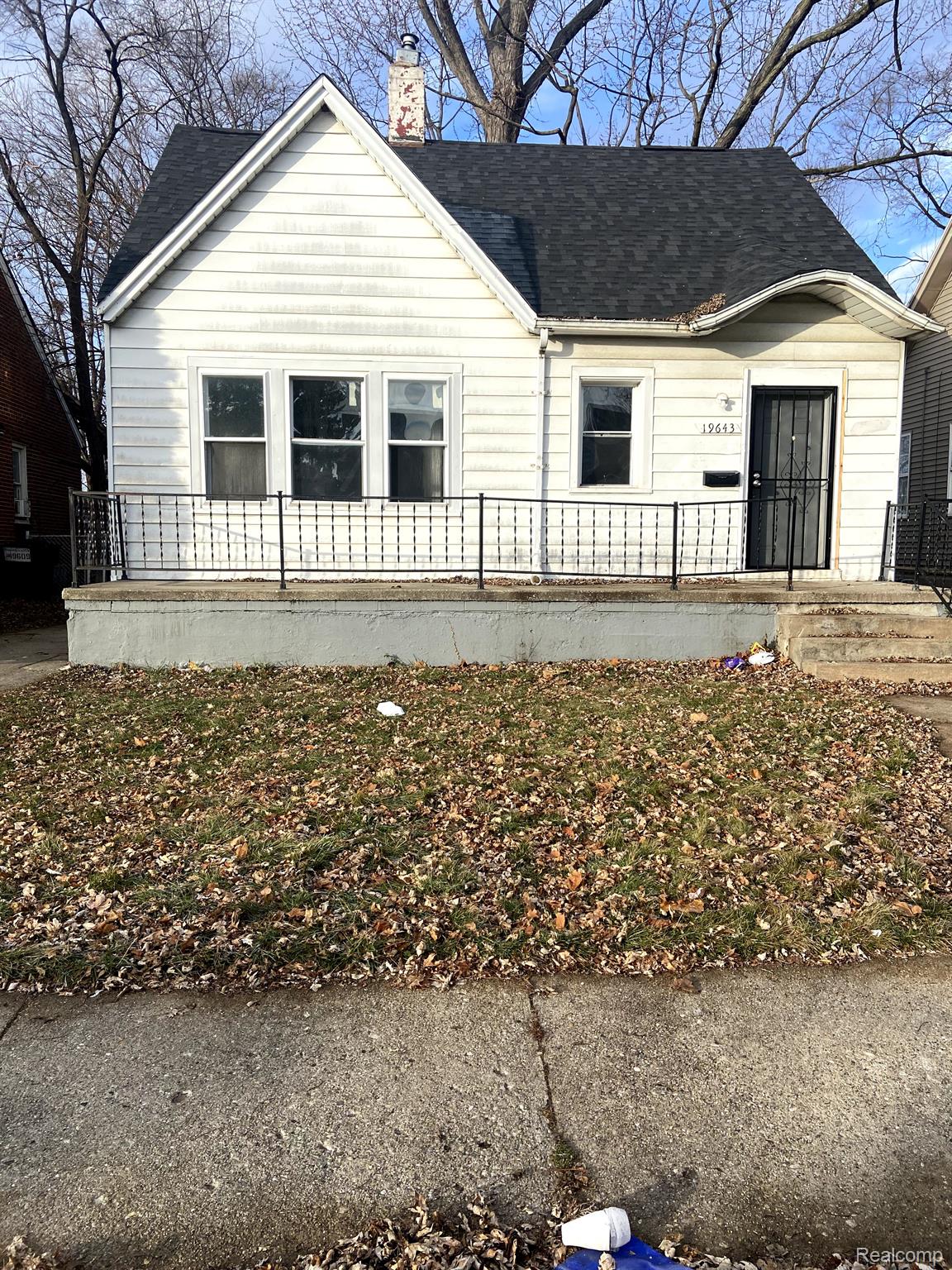 19643, Cliff, Detroit, Michigan, 48234