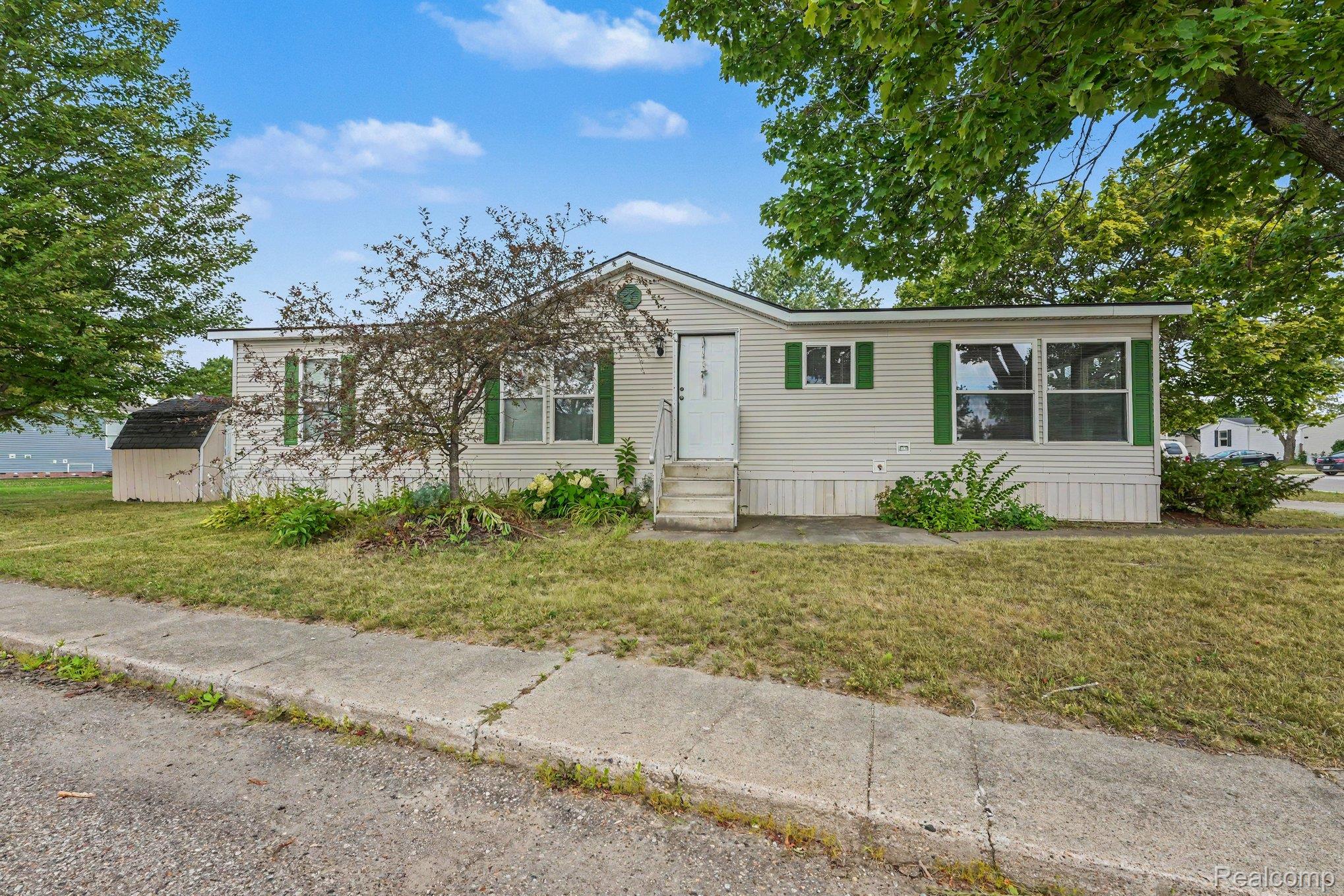 17128, Detroiter Ave, Davisburg, Michigan, 48350