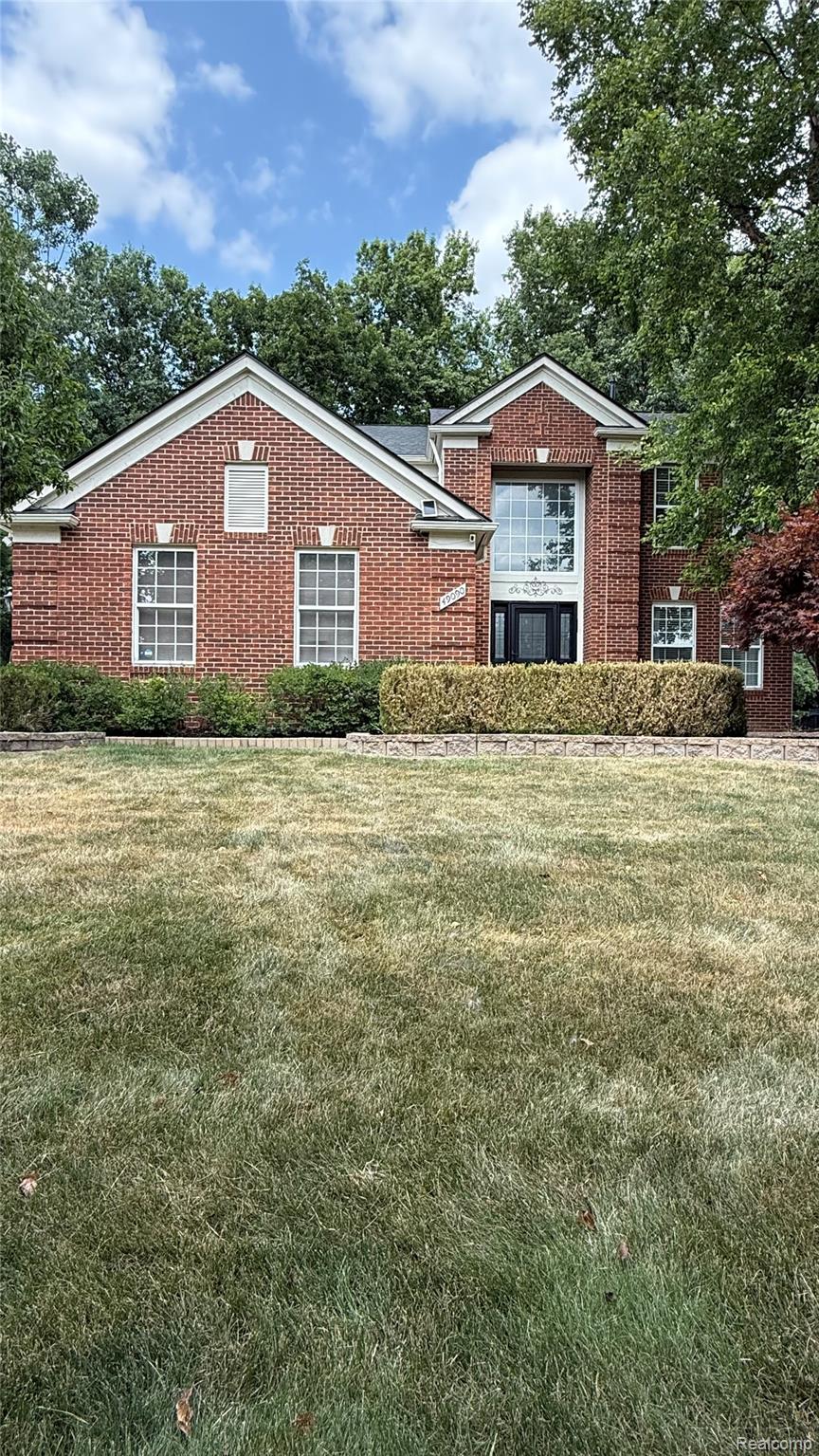 49090, Fifth Avenue, Canton, Michigan, 48188