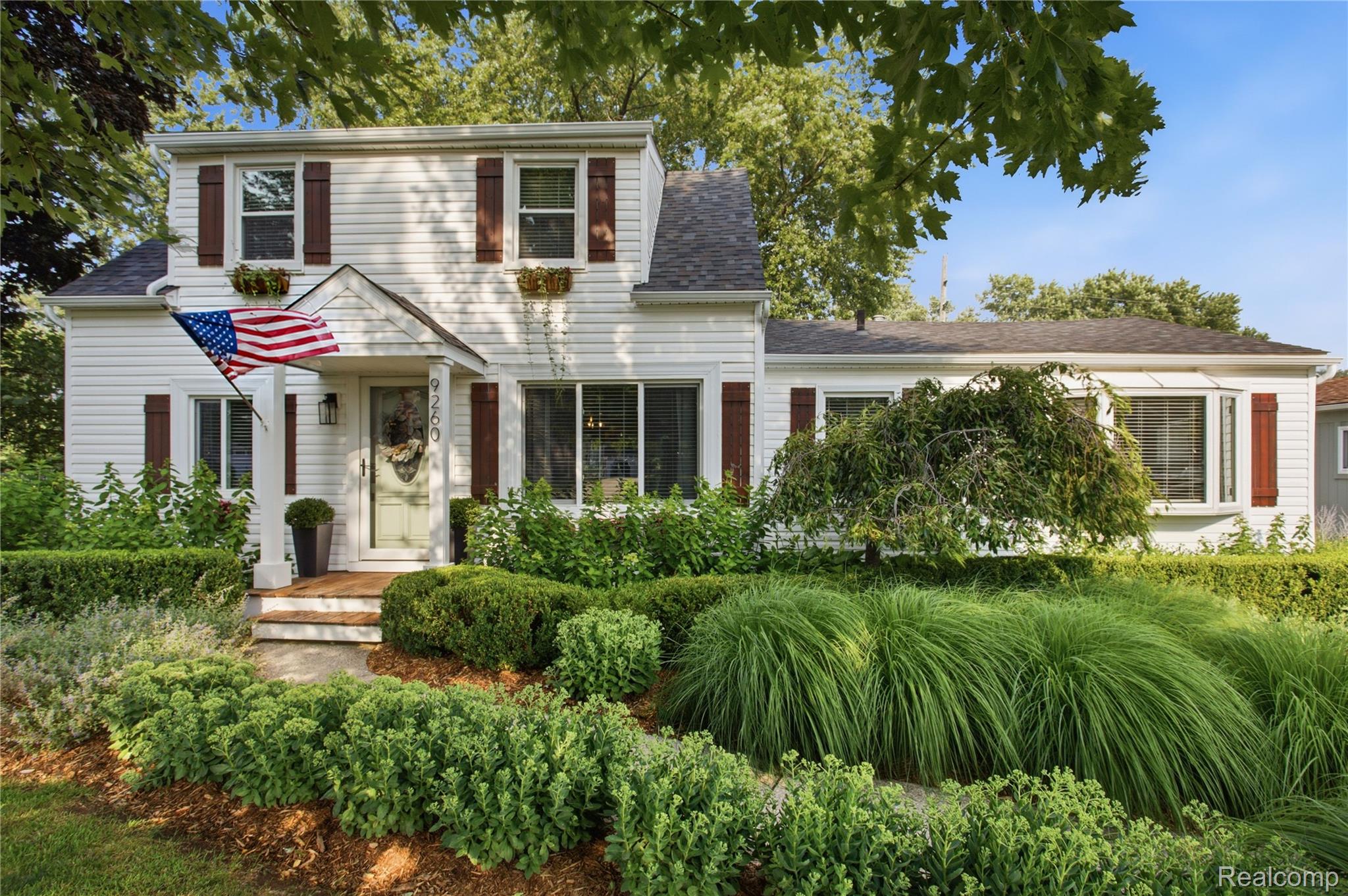 9260, Oakview, Plymouth, Michigan, 48170