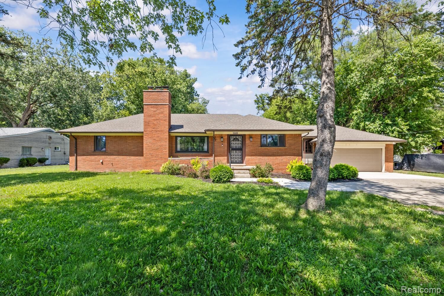 18480, 9 Mile, Southfield, Michigan, 48075
