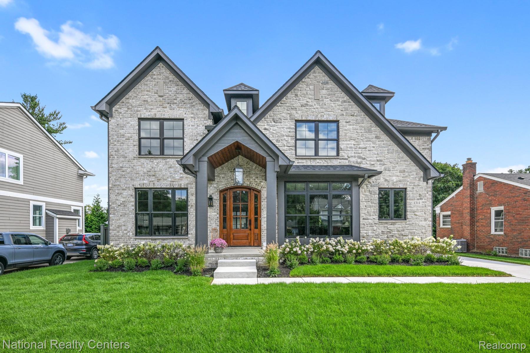 1311, Ross, Plymouth, Michigan, 48170