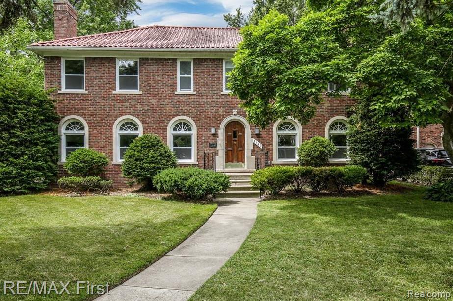 1349, Devonshire, Grosse Pointe, Michigan, 48230