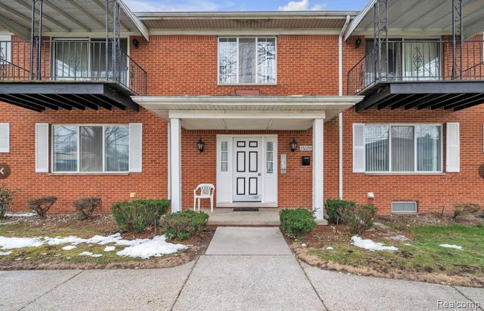15220, Garfield, #B, Redford, Michigan, 48239