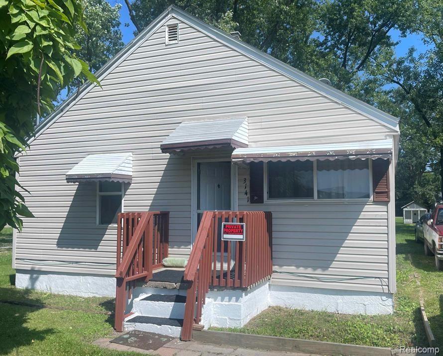 3141, Myrton, Burton, Michigan, 48529