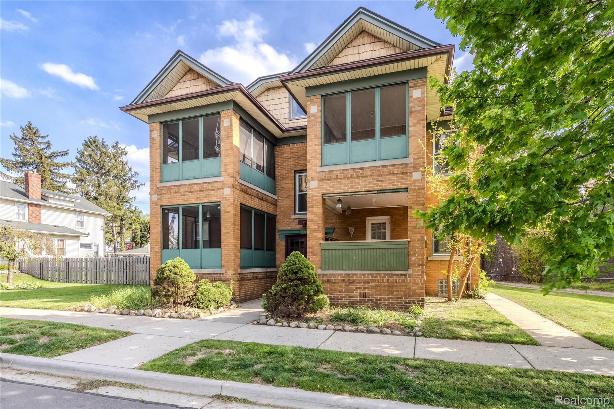 605, Hudson, Royal Oak, Michigan, 48067