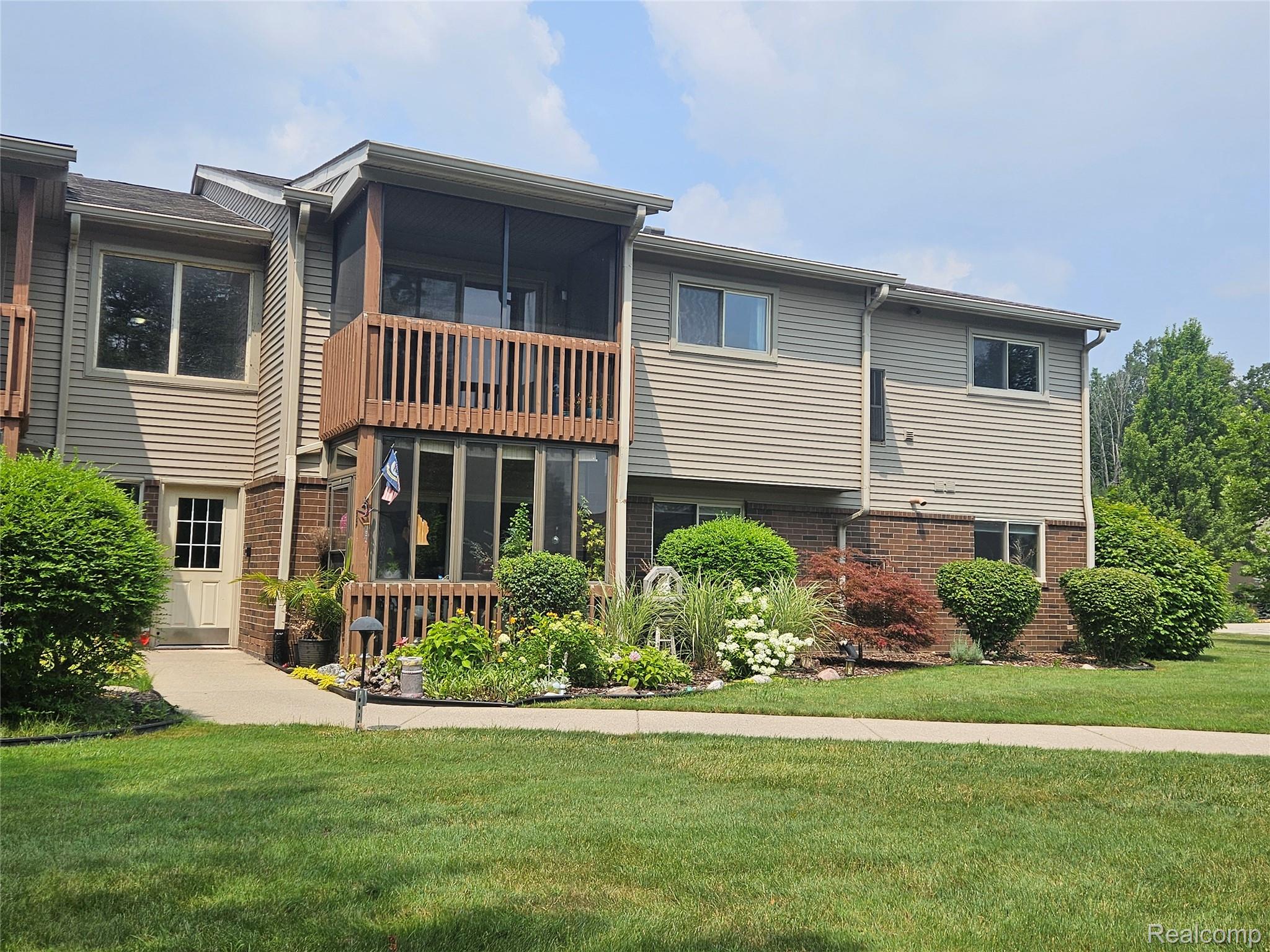 10161, Nancys, Grosse Ile, Michigan, 48138