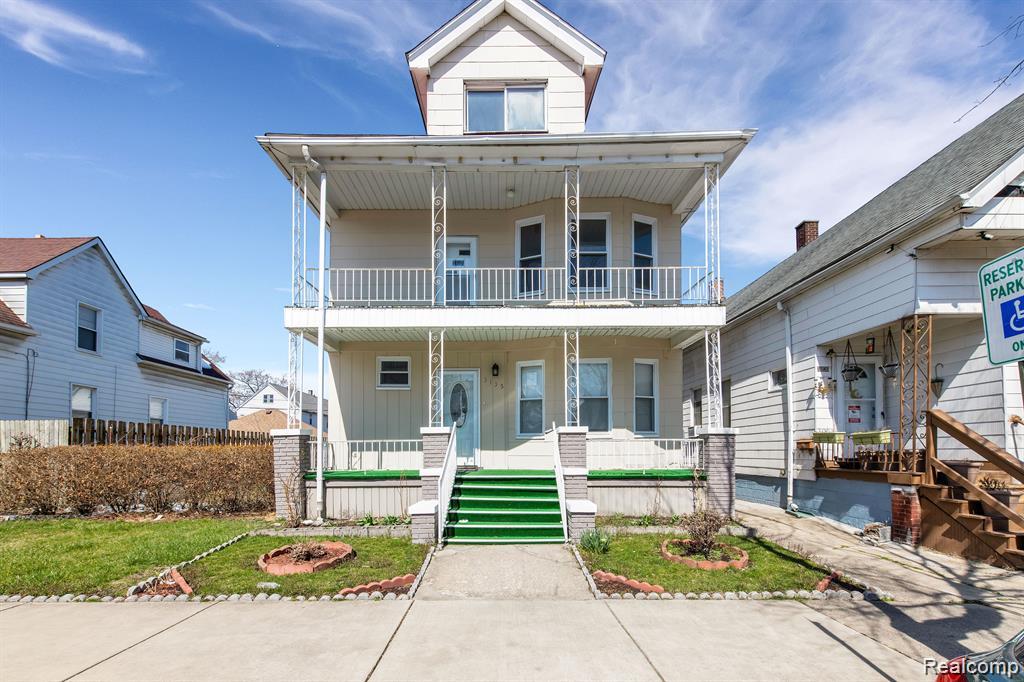 3135, Belmont, Hamtramck, Michigan, 48212