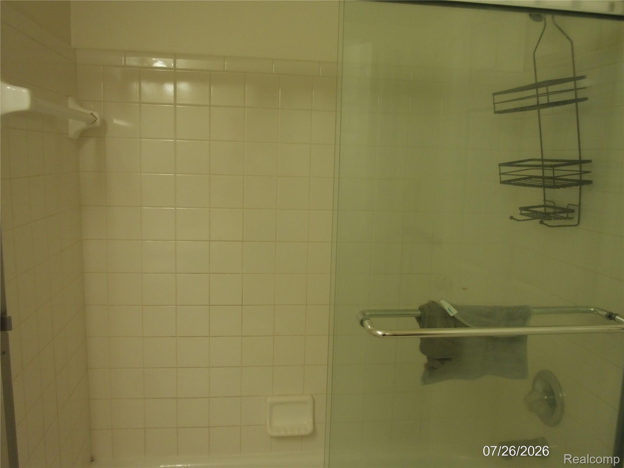 19121, WALDORF, Roseville, Michigan, 48066