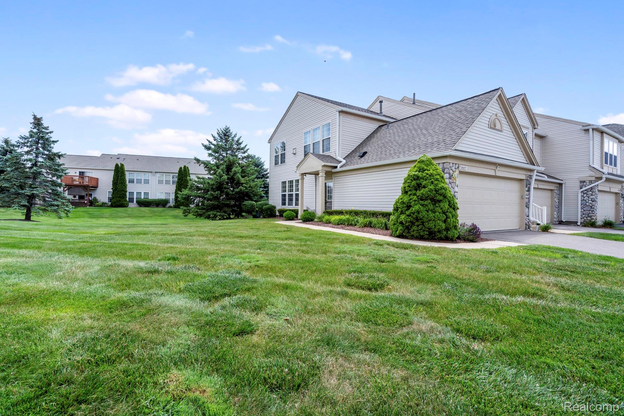 26657, Kirkway, Woodhaven, Michigan, 48183
