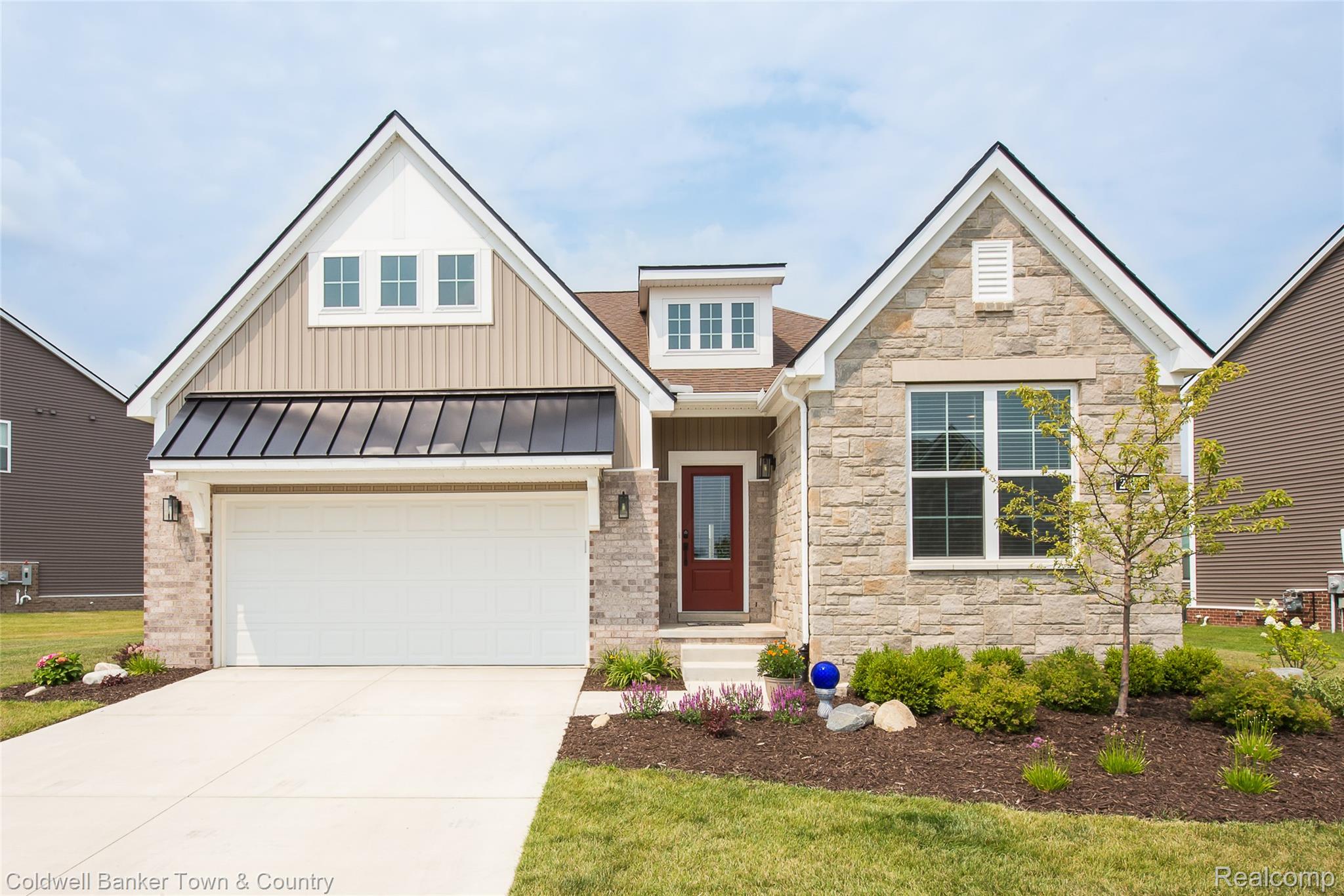 2329, Provencal, E, Commerce Twp, Michigan, 48382