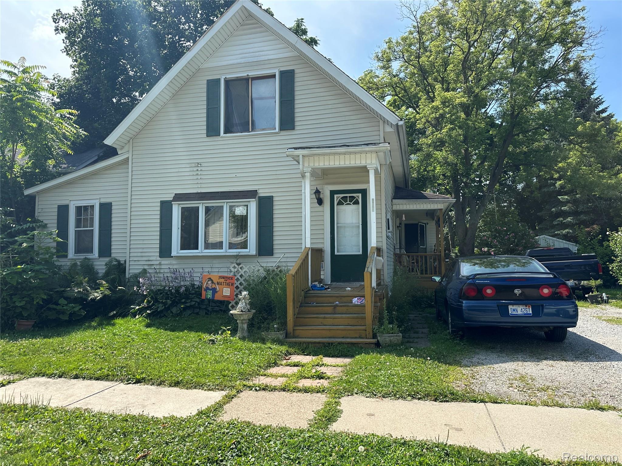 934, Howard, Port Huron, Michigan, 48060