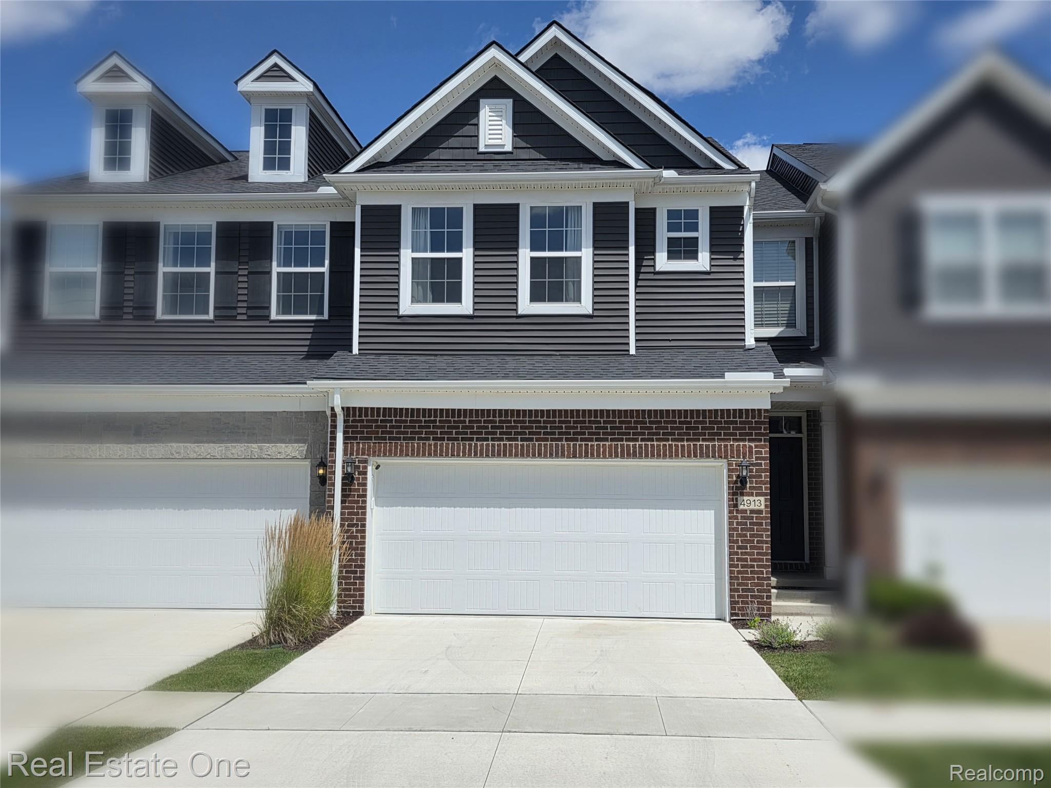 4913, Glenora, #98, Lake Orion, Michigan, 48359