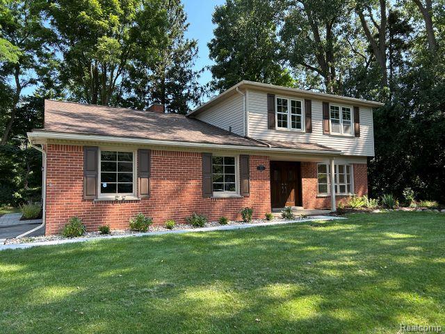 327, MILLINGTON, Bloomfield Hills, Michigan, 48304