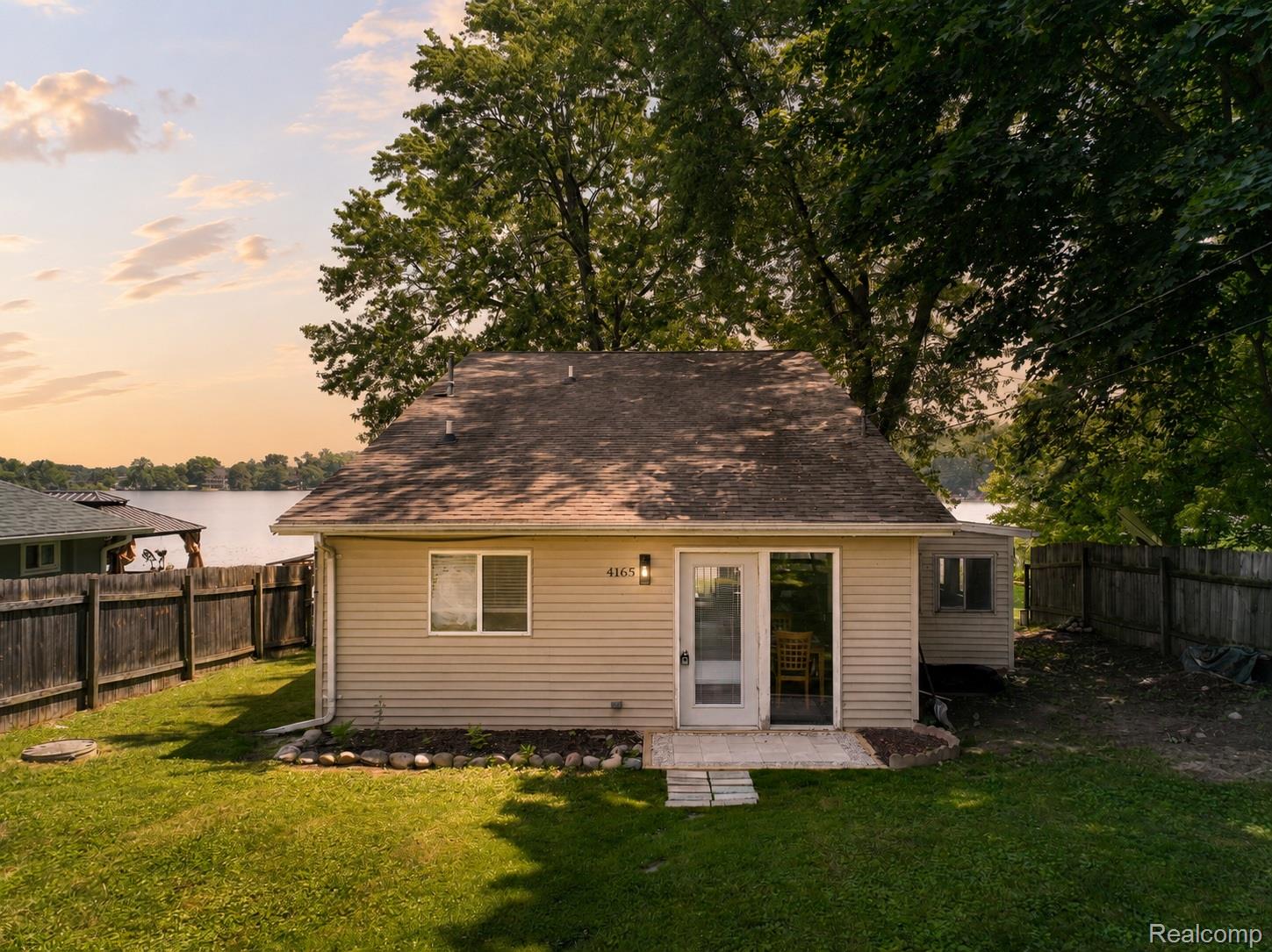 4165, Highcrest, Brighton, Michigan, 48116