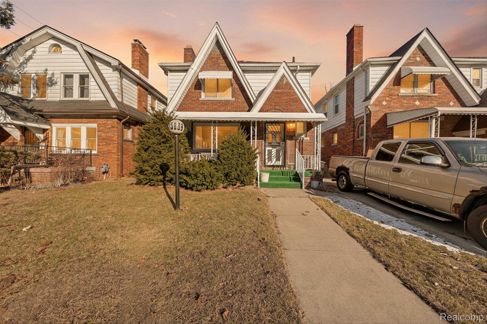 15888, Ohio, Detroit, Michigan, 48238