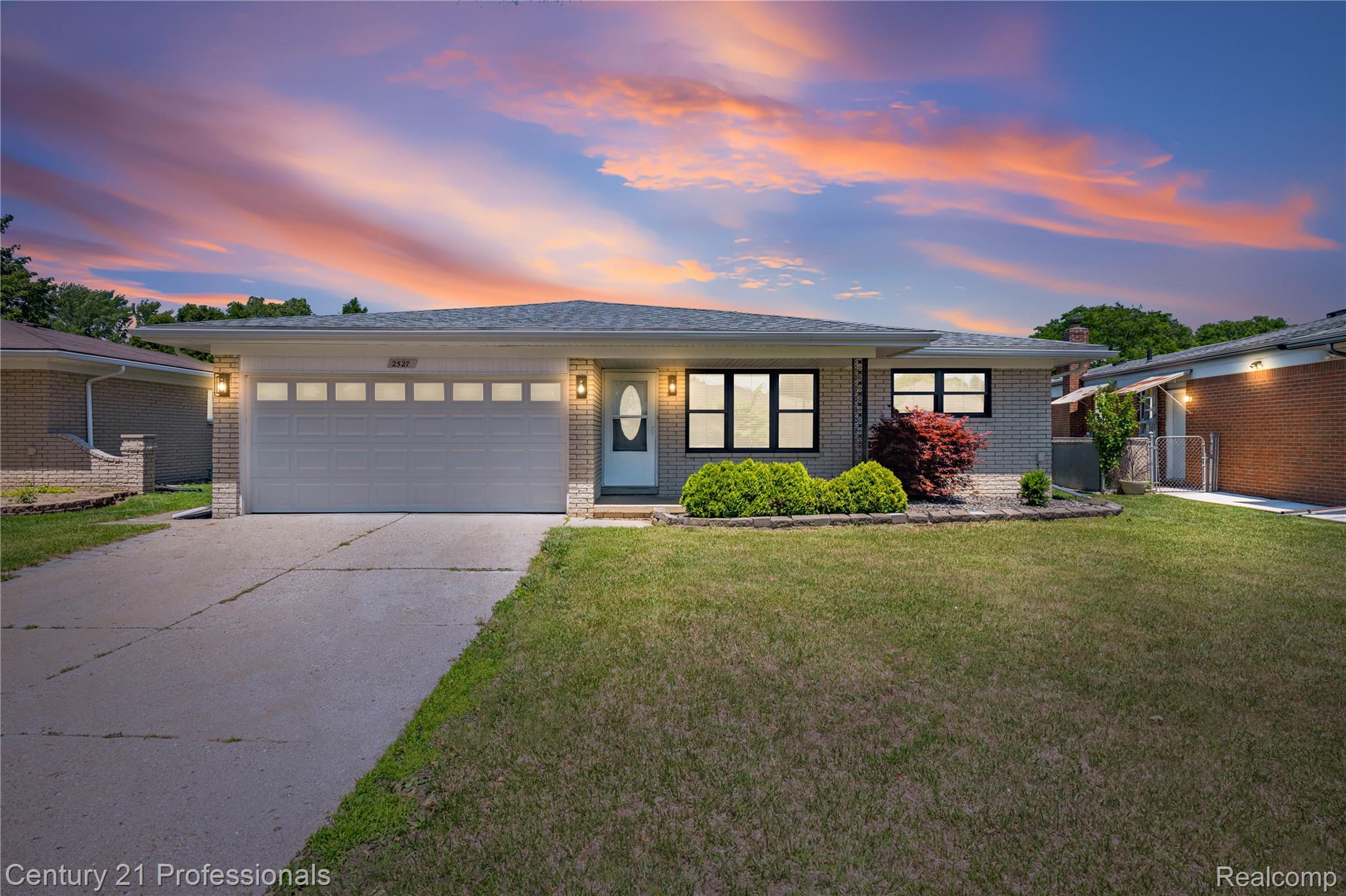 2527, Nadine, Sterling Heights, Michigan, 48310