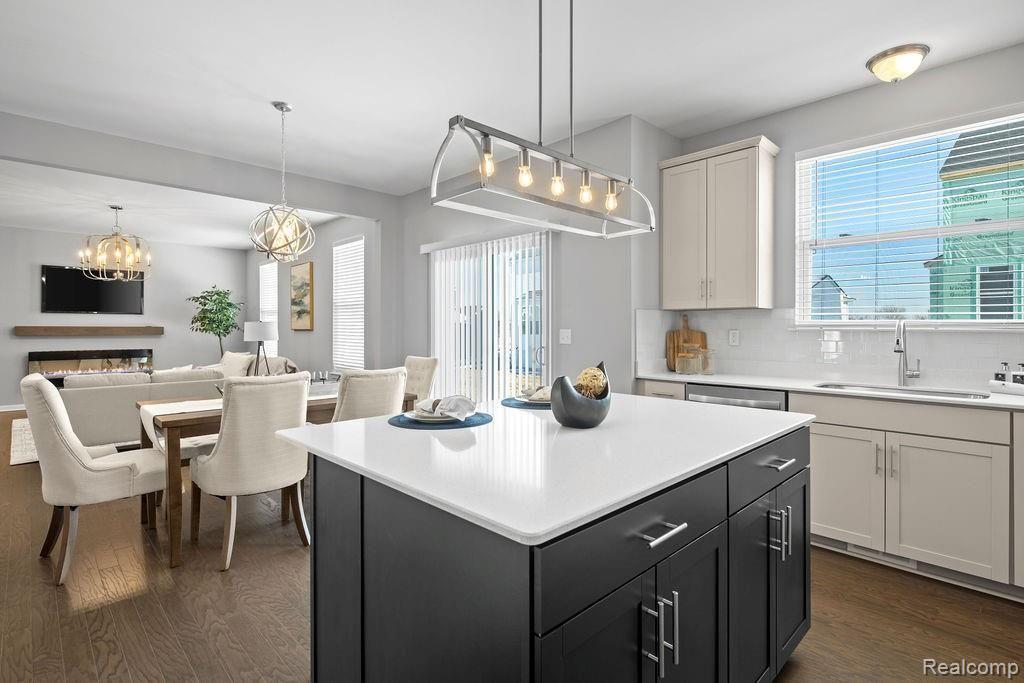 277, Springview, Ann Arbor, Michigan, 48103