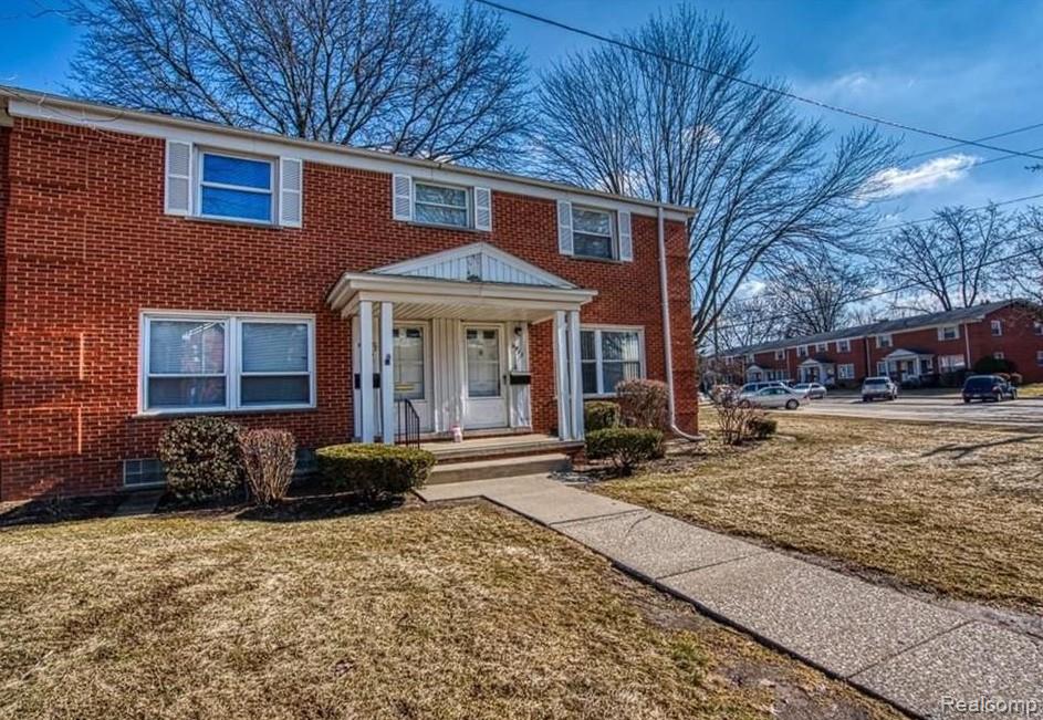 6911, Town, Dearborn Heights, Michigan, 48127