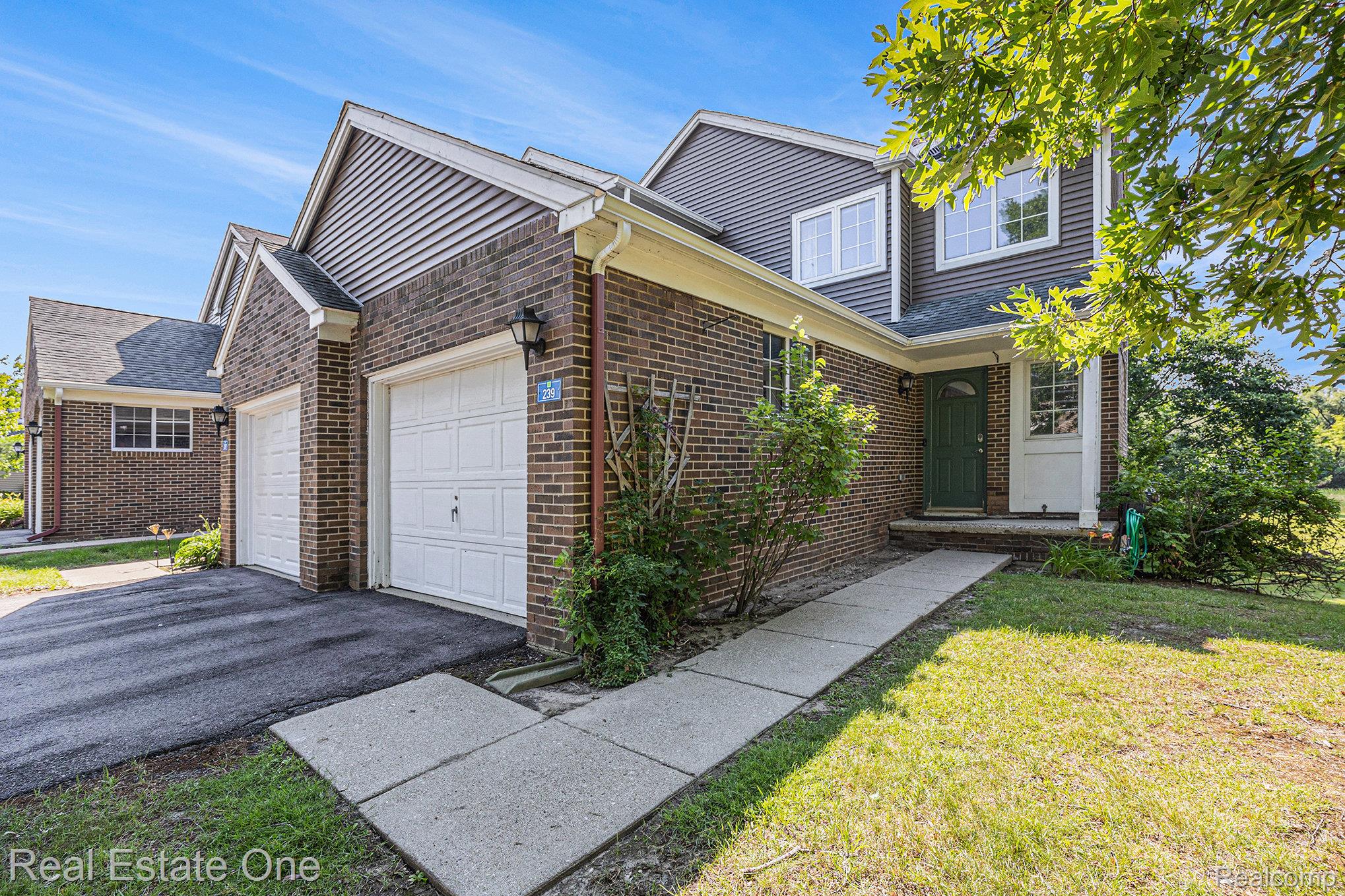 239, Fieldcrest, Ann Arbor, Michigan, 48103