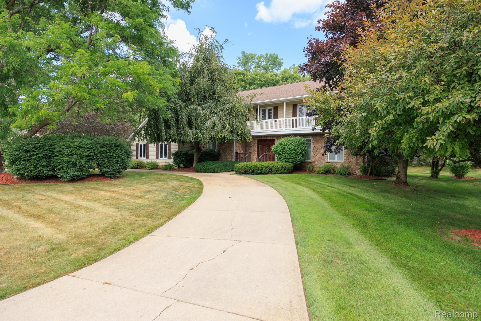 9705, Burning Tree, Grand Blanc, Michigan, 48439