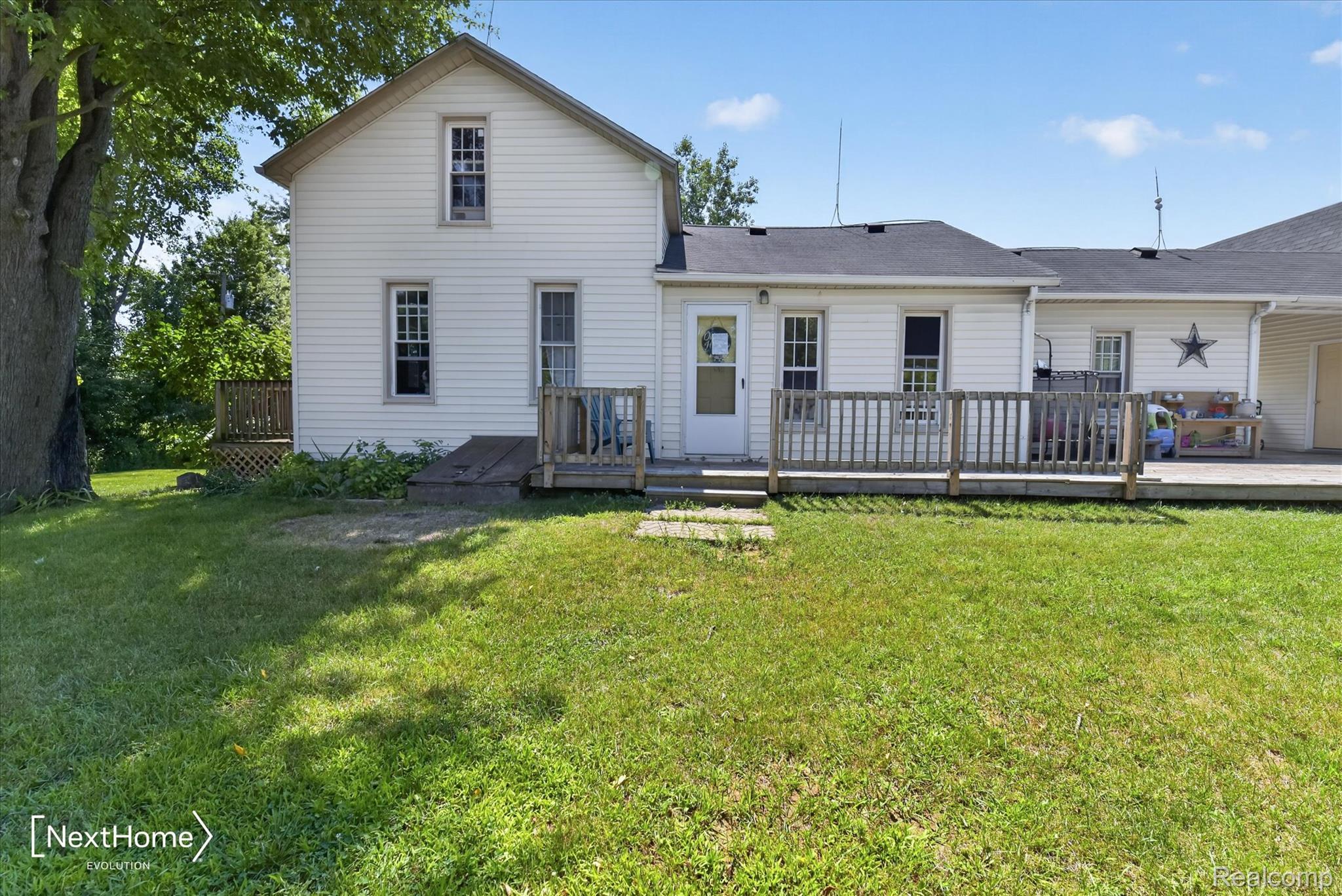 23740, Carleton West Rd, Belleville, Michigan, 48111