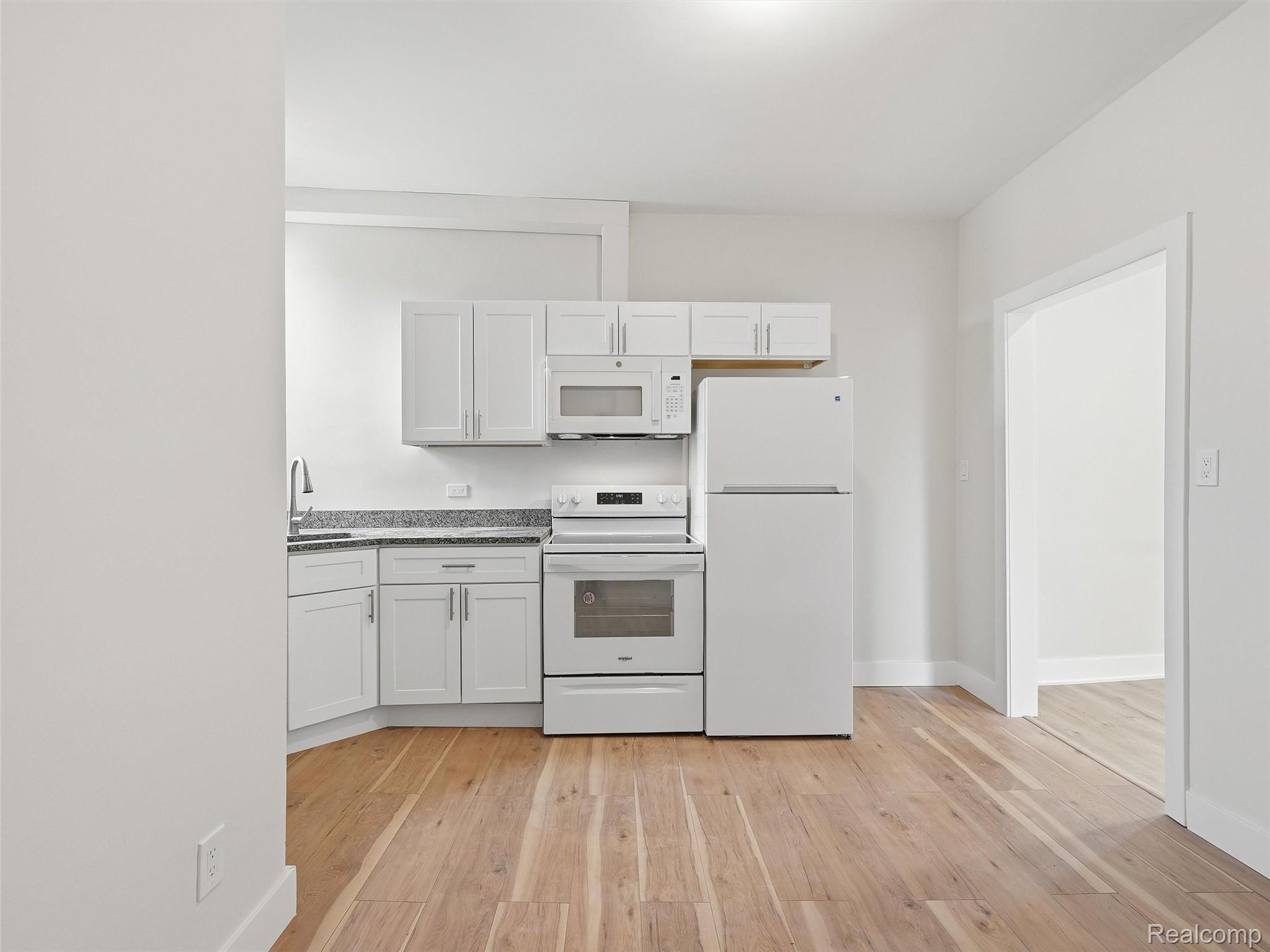146, Hazelhurst, #6, Ferndale, Michigan, 48220