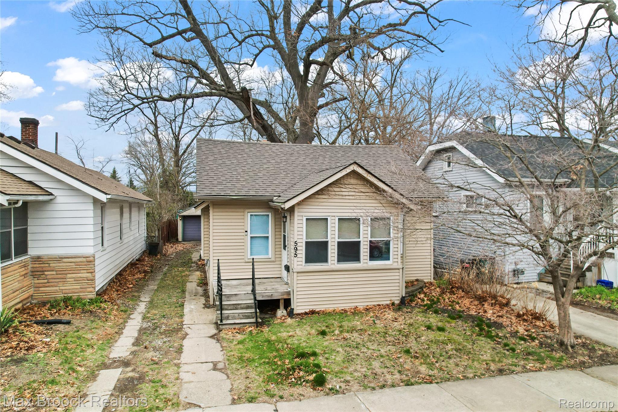 595, Drayton, Ferndale, Michigan, 48220