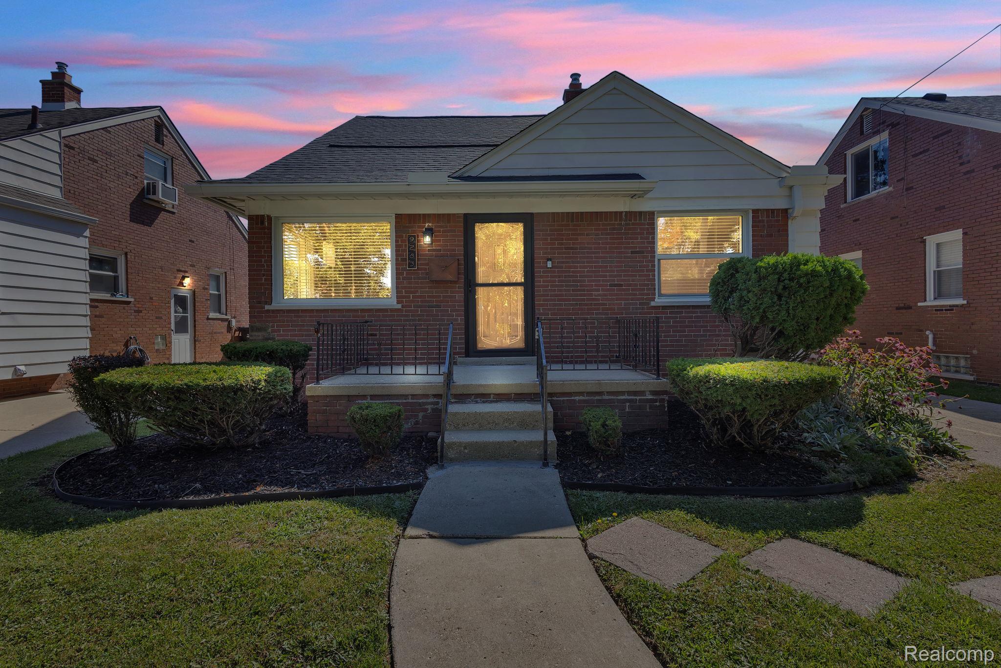 9283, Chatham, Allen Park, Michigan, 48101