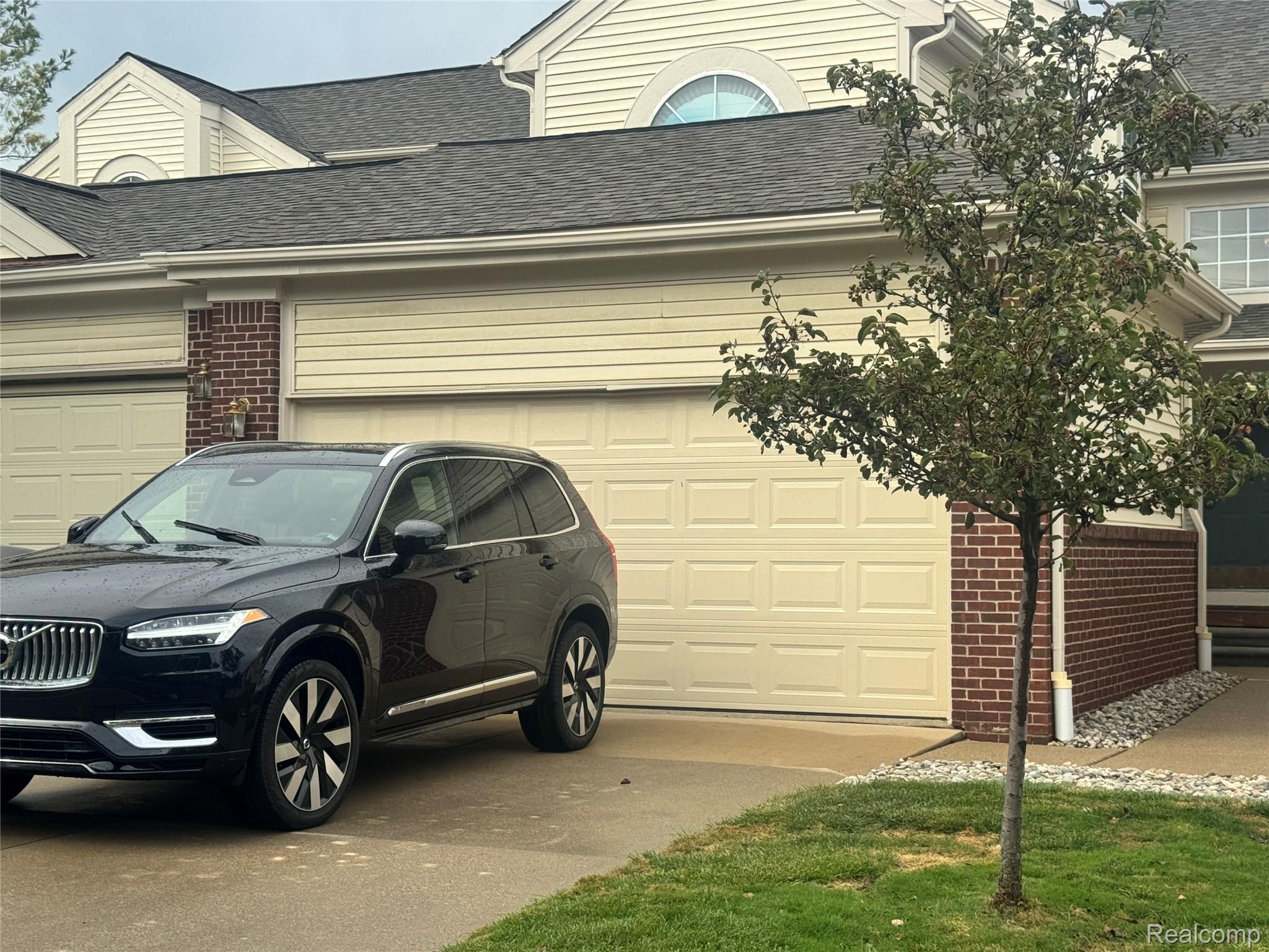 2516, Boulder, Auburn Hills, Michigan, 48326