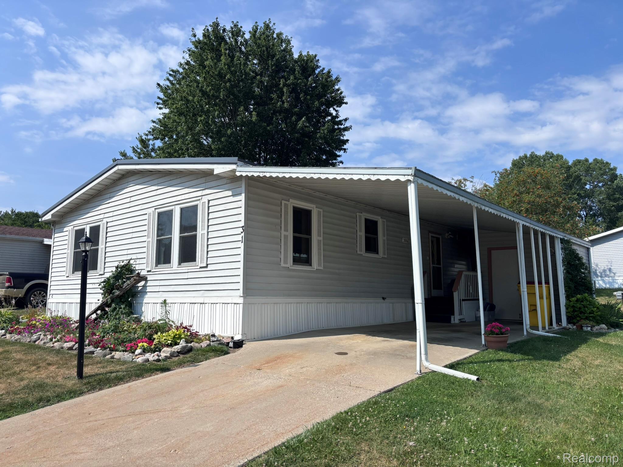 31, Saddle Creek Dr., Attica, Michigan, 48412