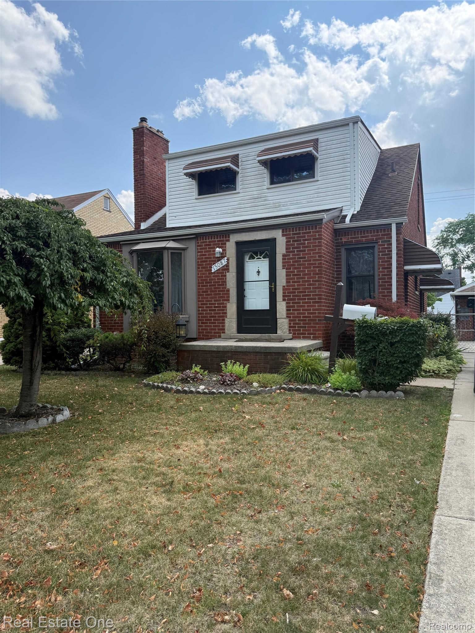 15087, Thomas, Allen Park, Michigan, 48101