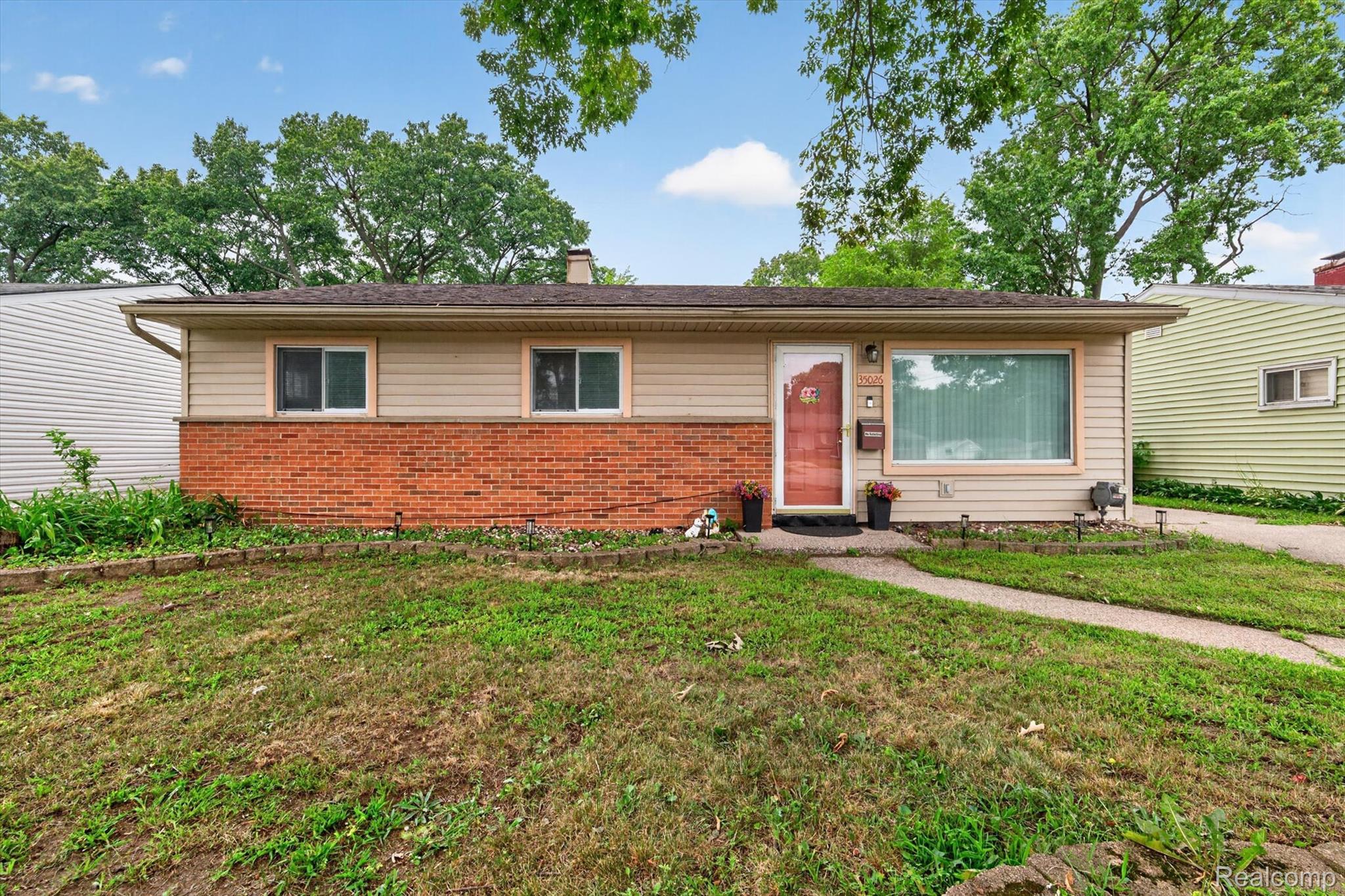 35026, Fairchild, Westland, Michigan, 48186
