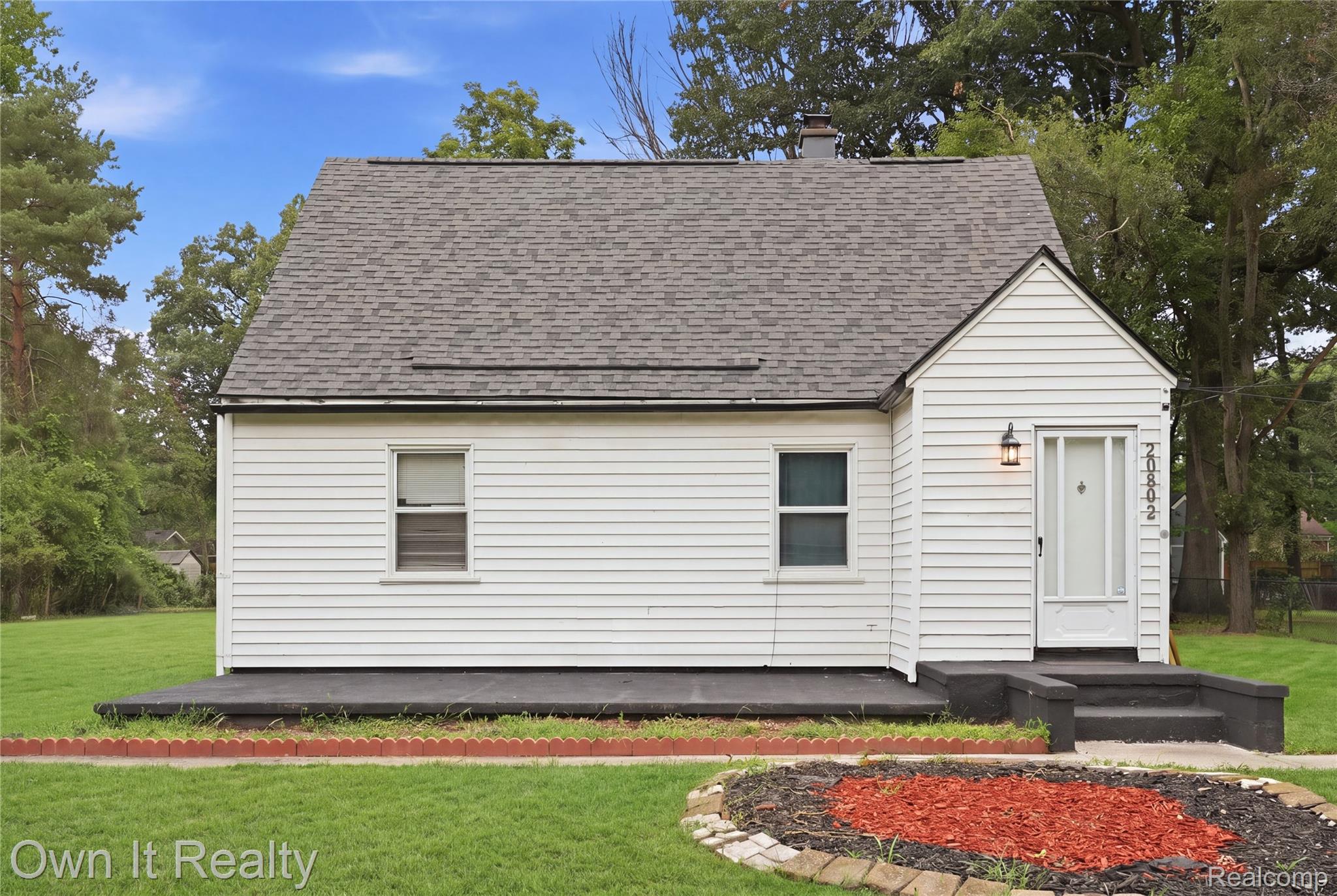 20802, Midway, Southfield, Michigan, 48075
