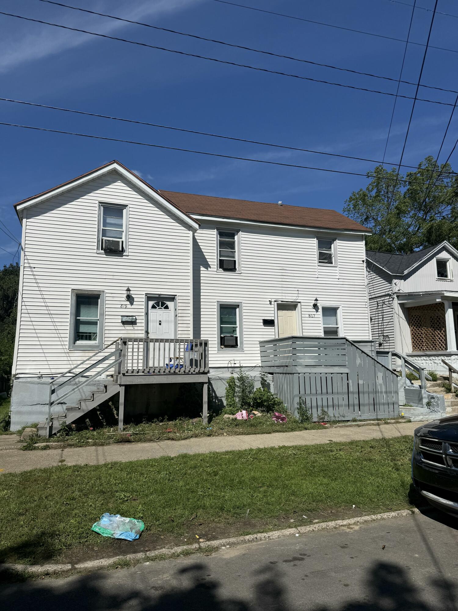 817 Veto Street NW