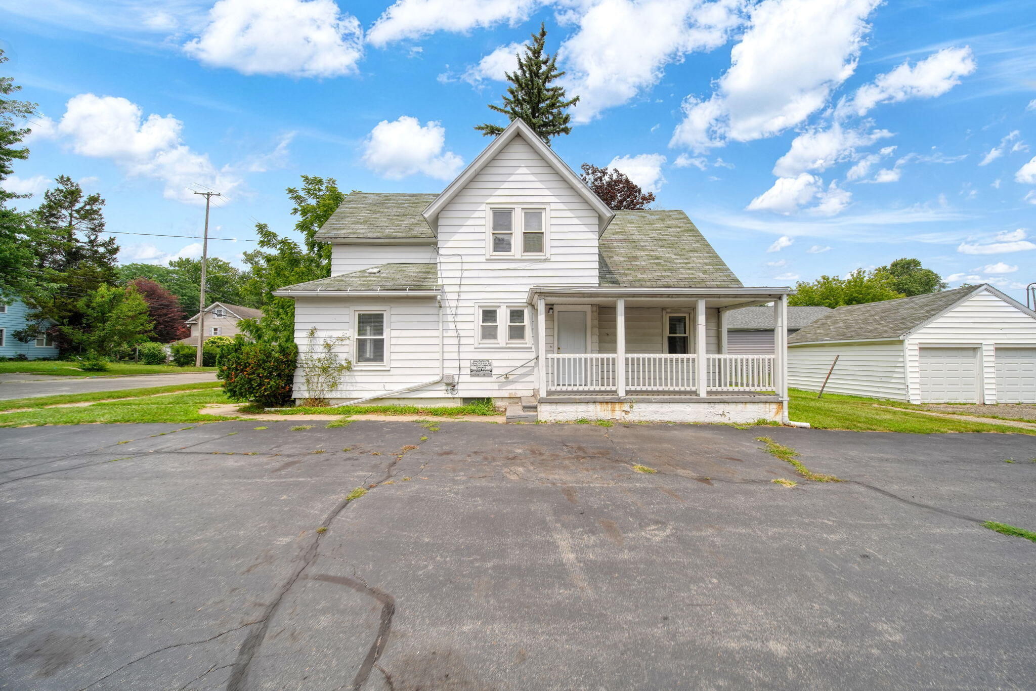 1209 3rd Street