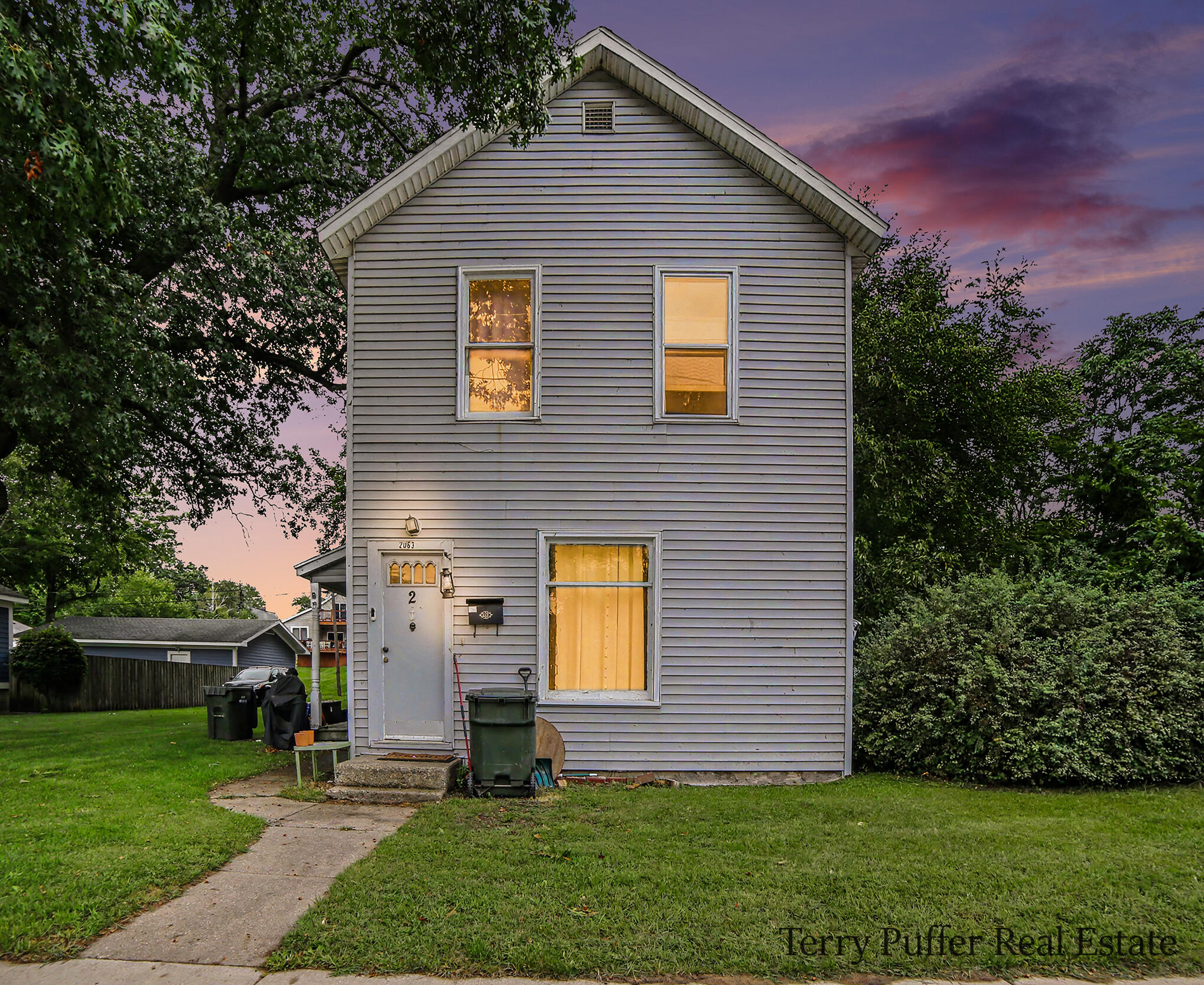 2063 Lakeshore Drive