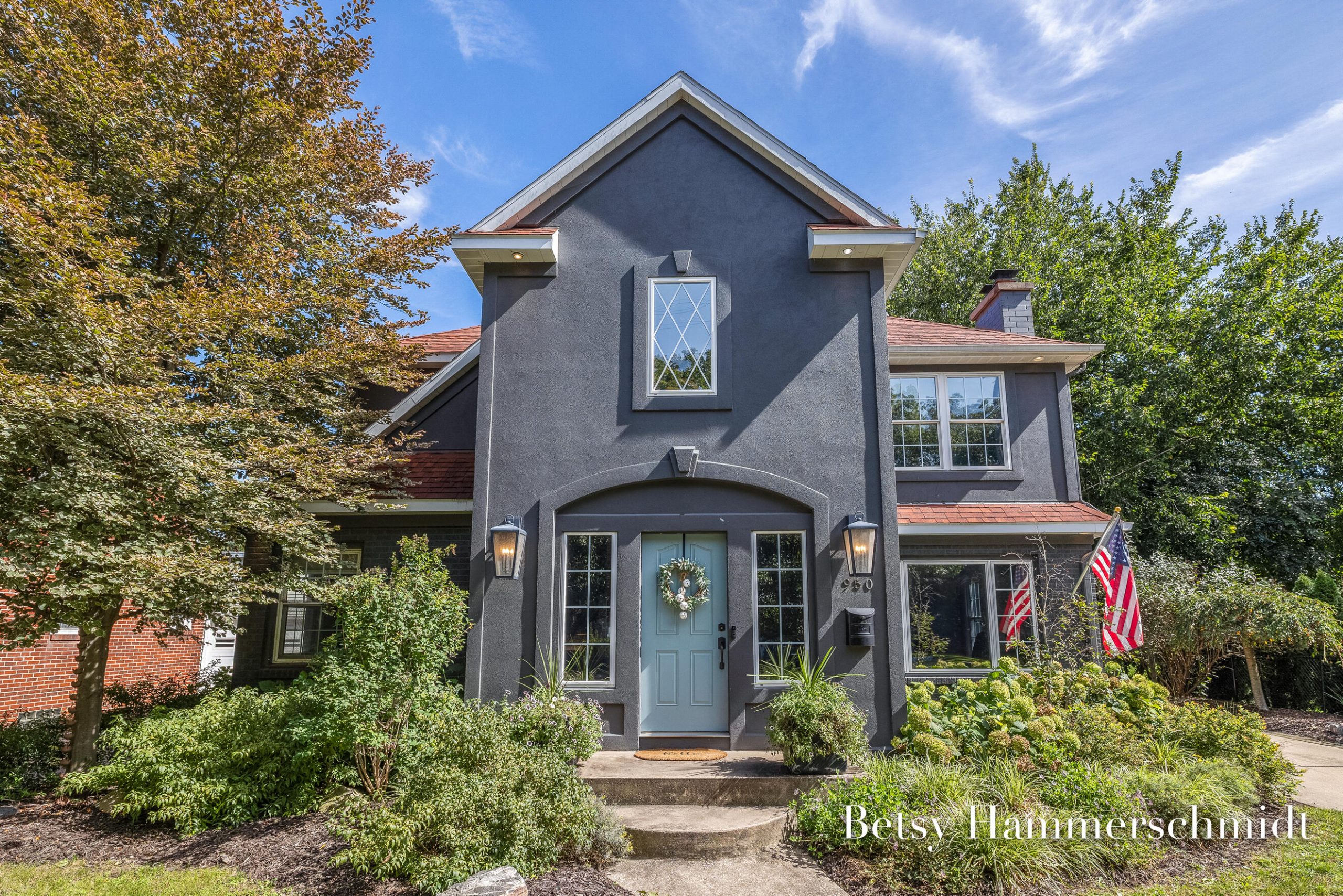 950 Bellclaire Avenue SE