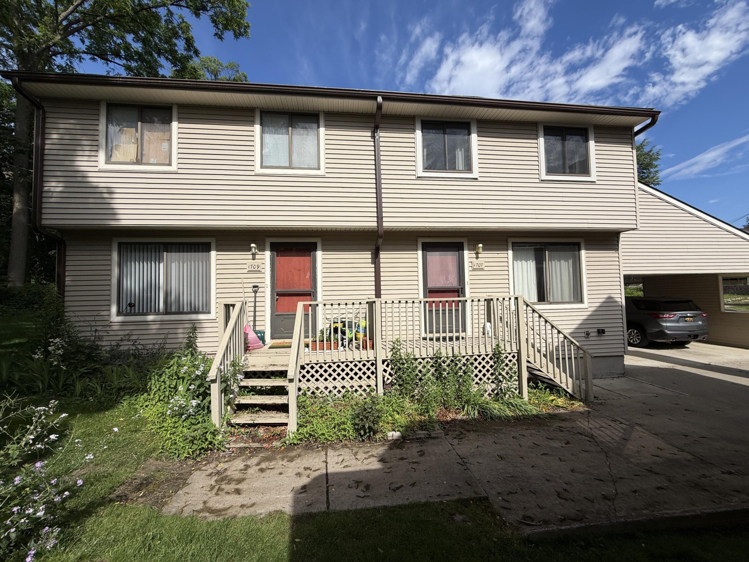 1707/1709 Dexter Avenue