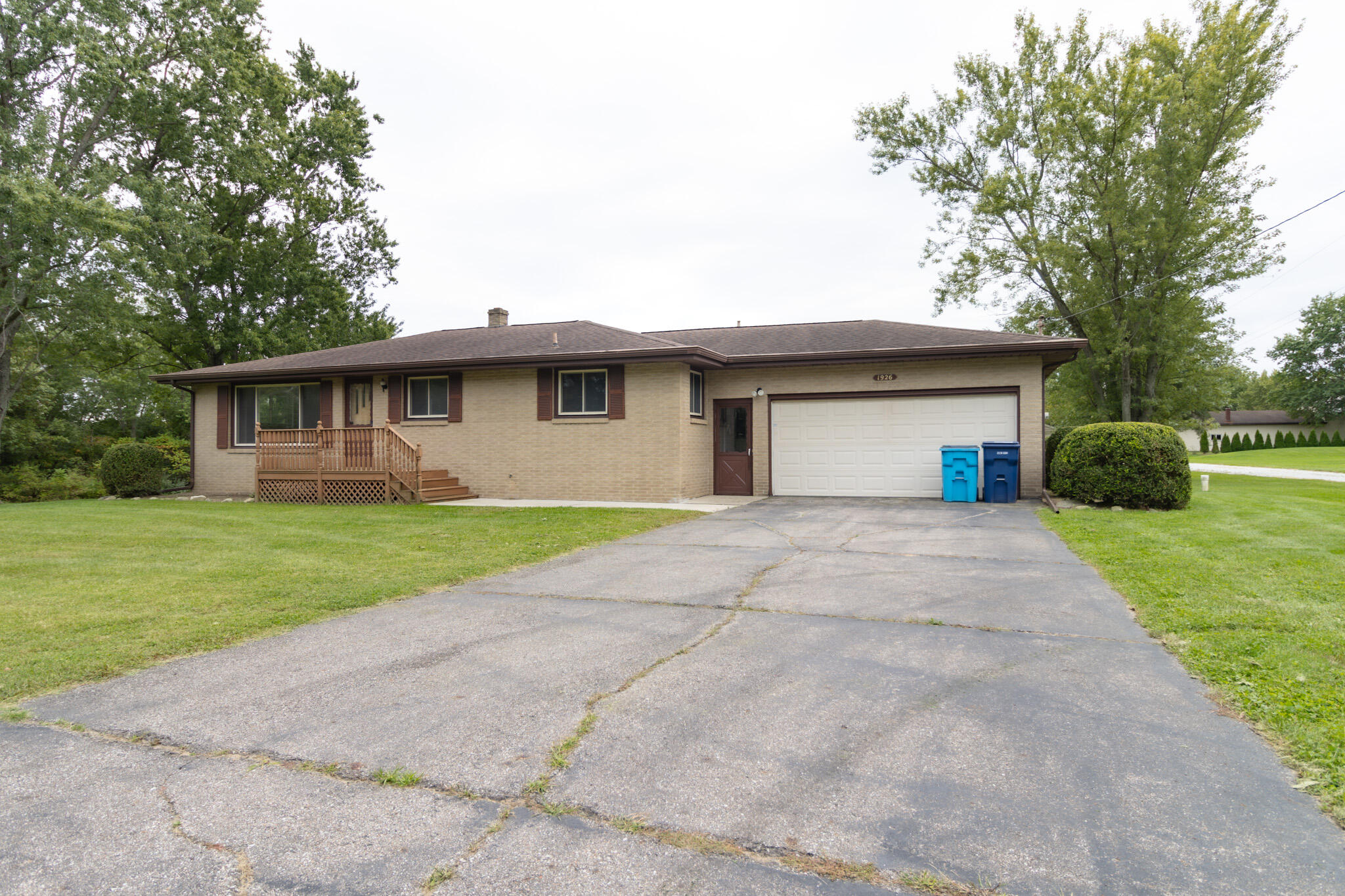 1926 W Hinchman Road